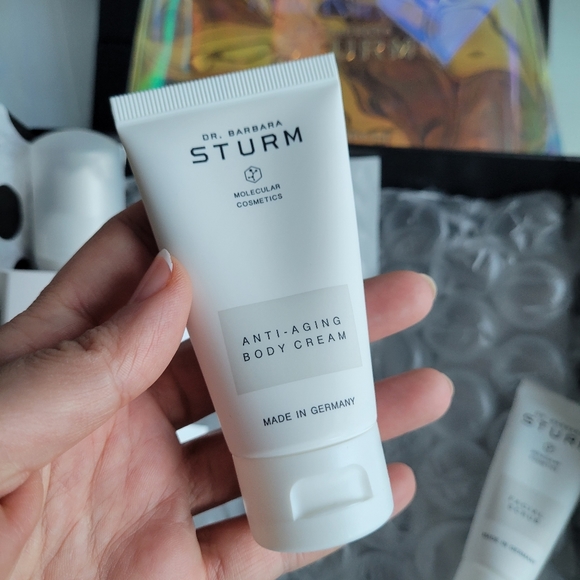 🌟HOST PICK🌟  Dr. Barbara Sturm discovery set - Picture 7 of 14